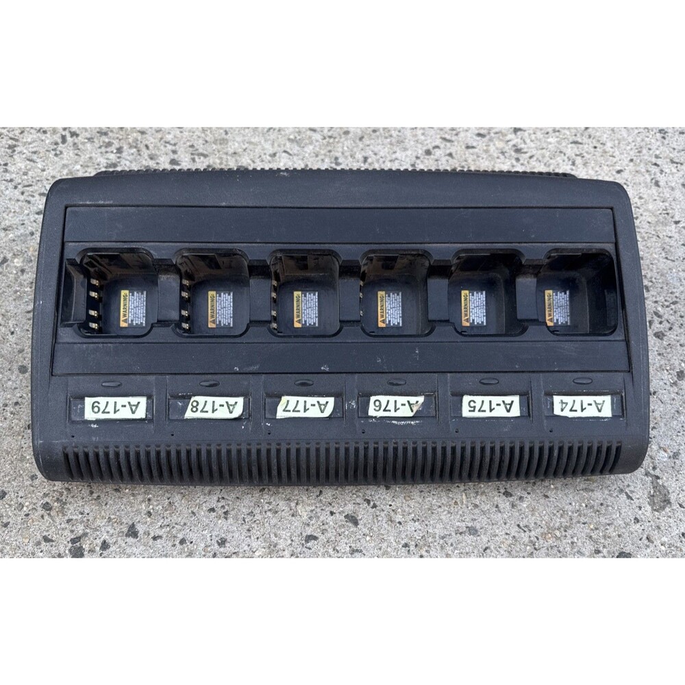 Motorola WPLN4211A Impress 6-Bay Adaptive Radio Battery Charger